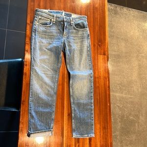 Rag and bone cropped boyfriend jean- loose fit super comfy and cute